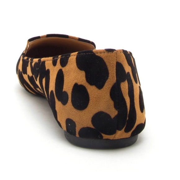QUPID • Leopard Flats - Picture 5 of 7